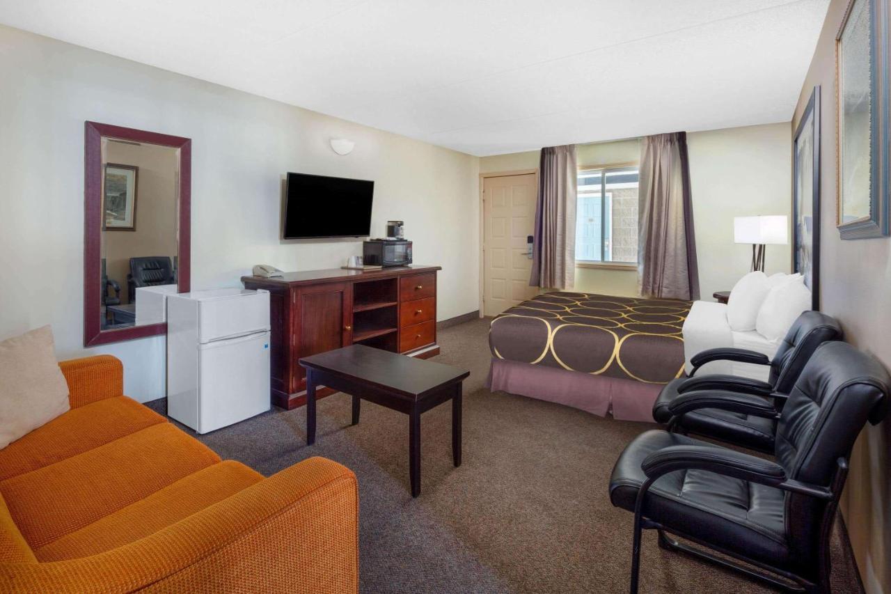 Super 8 By Wyndham Niagara Falls By The Falls Exteriér fotografie