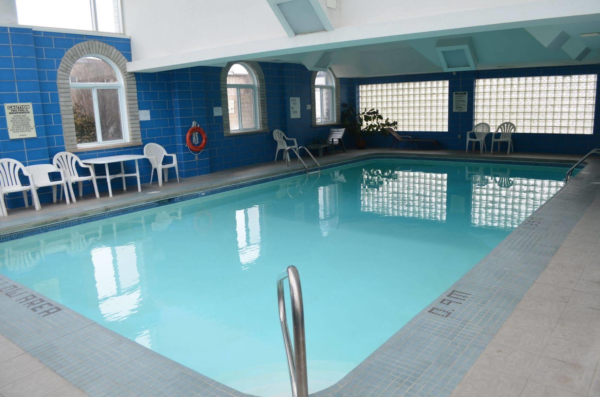 Super 8 By Wyndham Niagara Falls By The Falls Exteriér fotografie